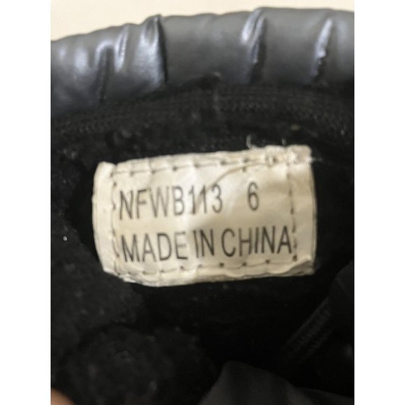 Nova Mountain kids size 6 Metallic gray  Waterproof lined Winter Snow Boots - Picture 7 of 7